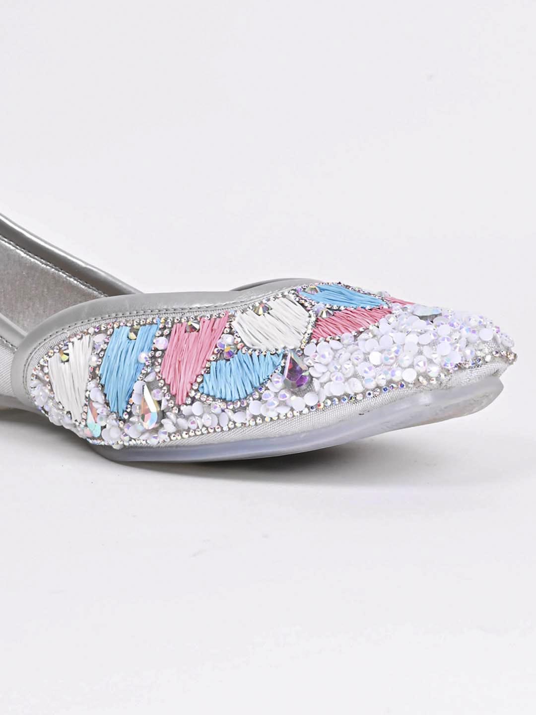Women, Women Footwear, Silver Mojaris