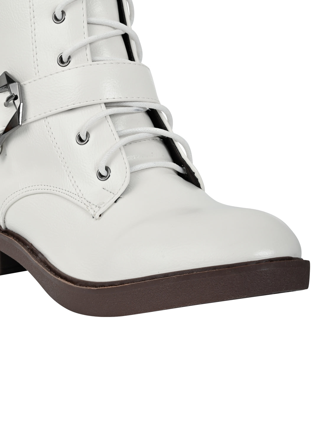 Women White Solid Mid-Top Boots