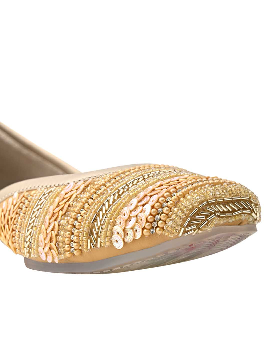 Footwear, Women Footwear, Golden Mojaris