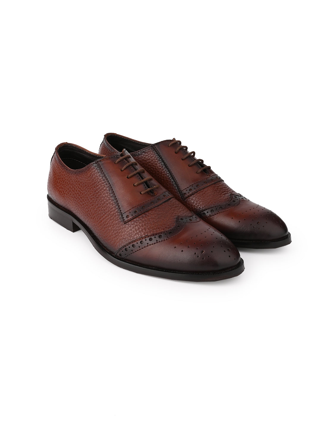 Men Brown Textured Brogue Oxford Formal Shoes