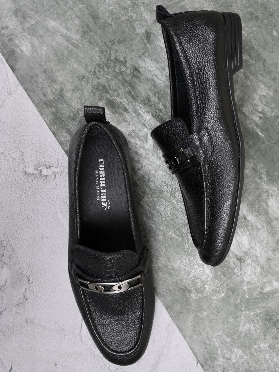 Men Black Textured Loafers – ShoeTree