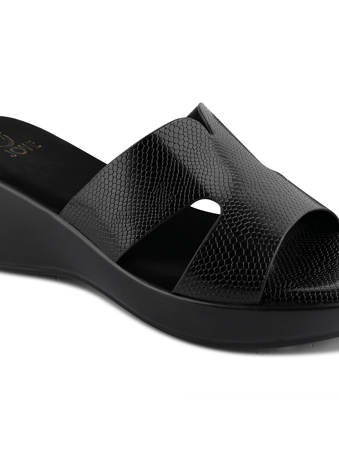 Women Black Animal Print Wedges