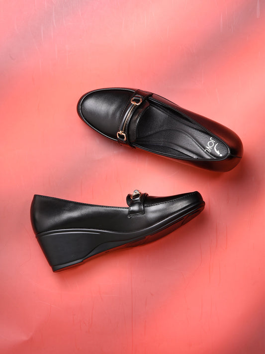 Women, Women Footwear, Black Loafers