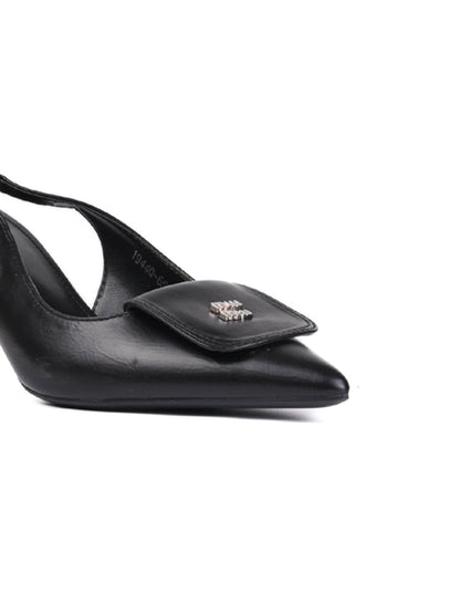 Women Black Solid Pumps