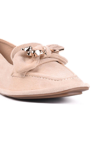 Women Beige Solid Loafers