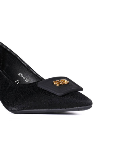 Women Black Solid Pumps