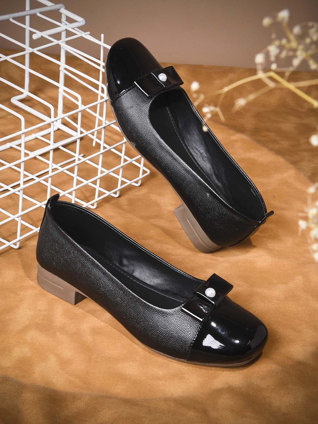 Women, Women Footwear, Black Ballerinas