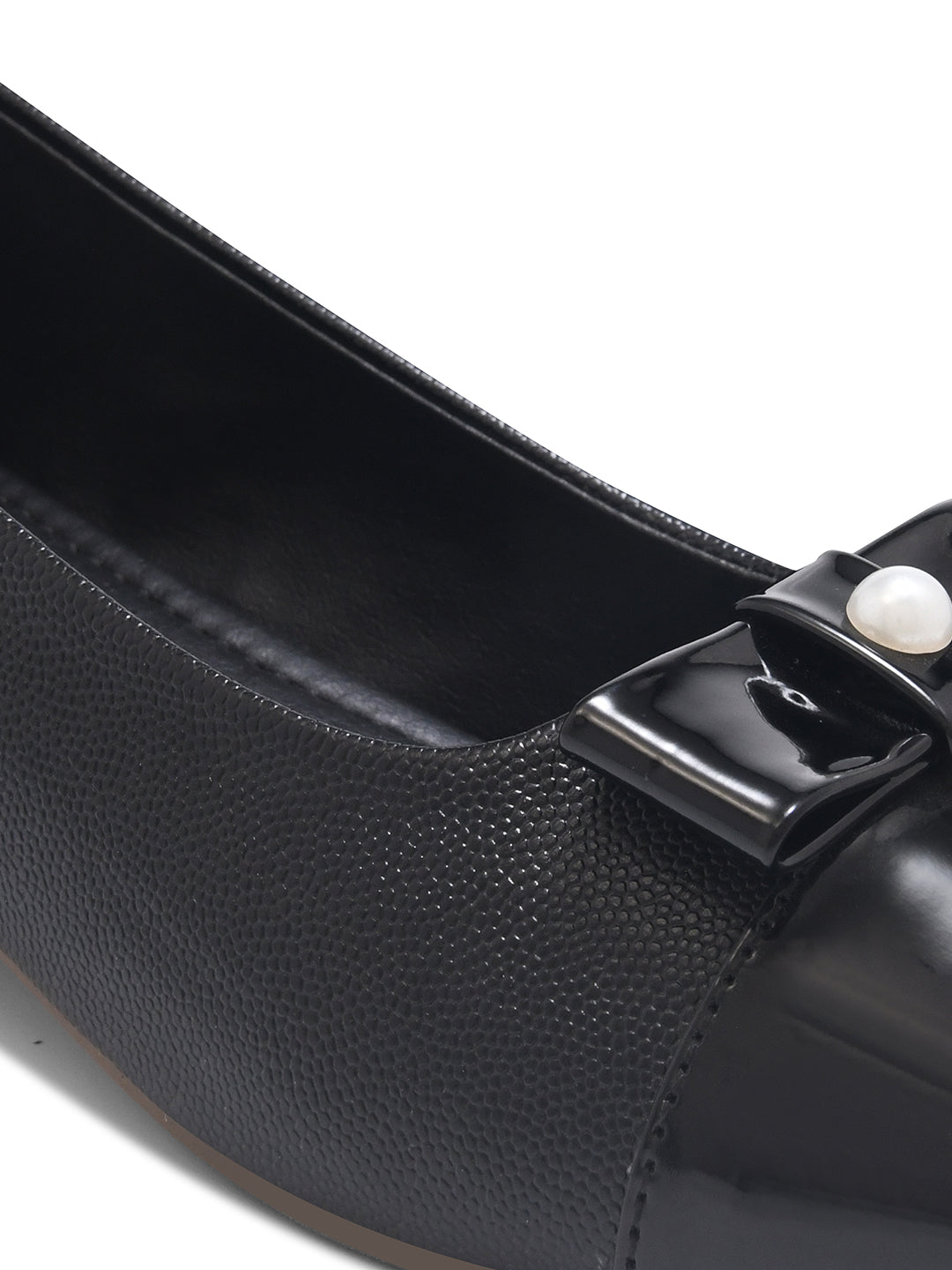 Women Black Solid Bow Ballerinas