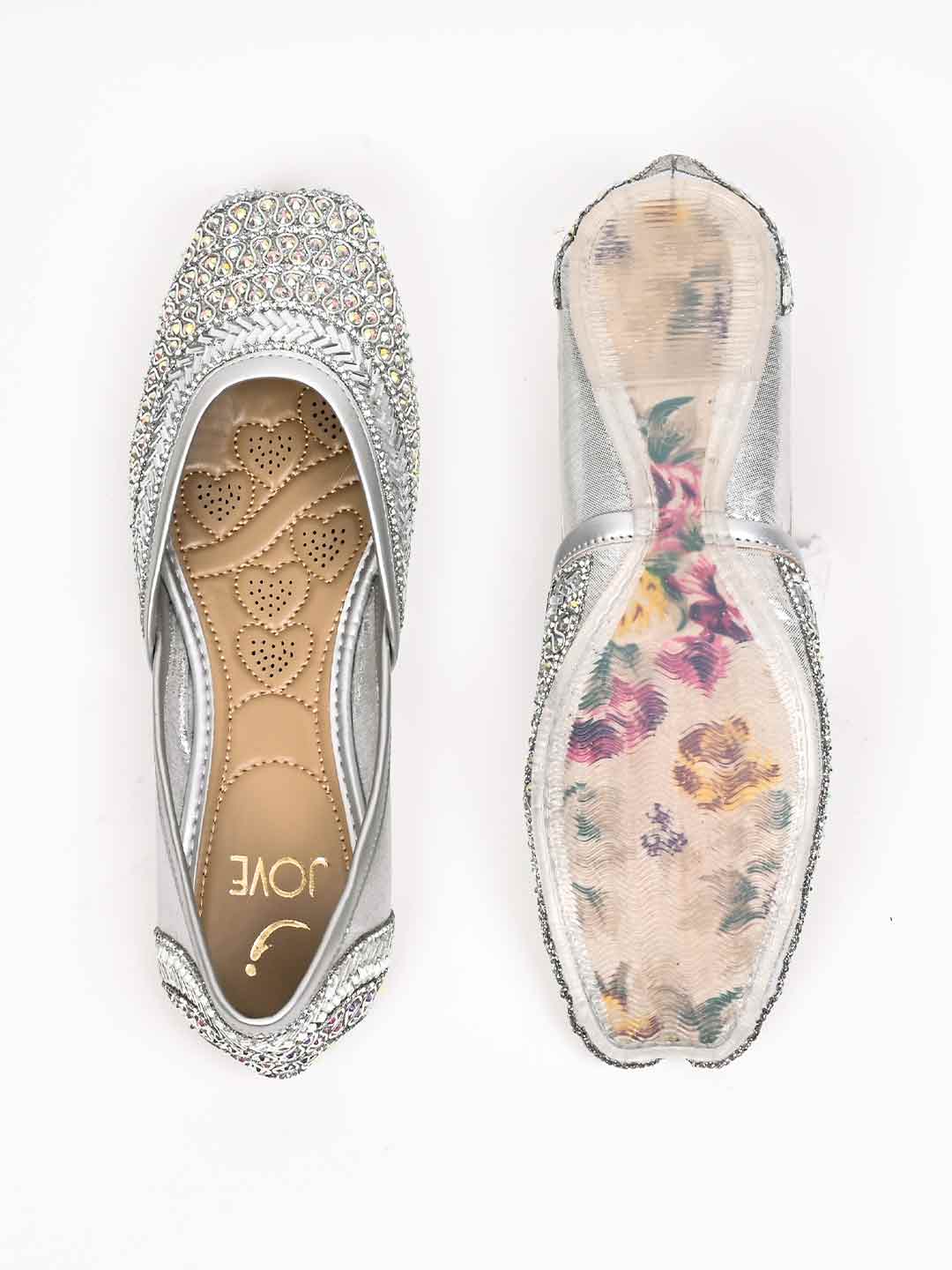 Women, Women Footwear, Silver Mojaris