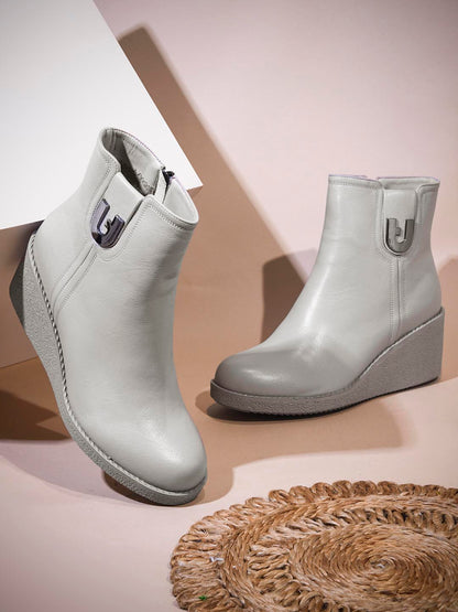 Women, Women Footwear, Beige Boots