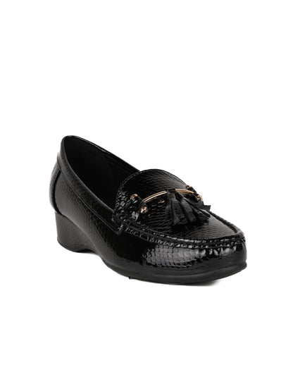Women, Women Footwear, Black Loafers