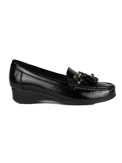 Women, Women Footwear, Black Loafers