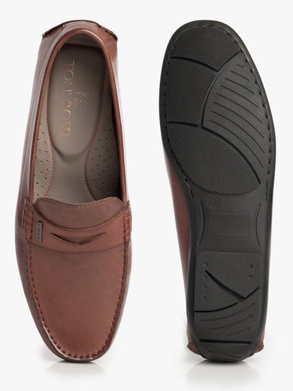 Men Tan Solid Driving Shoes