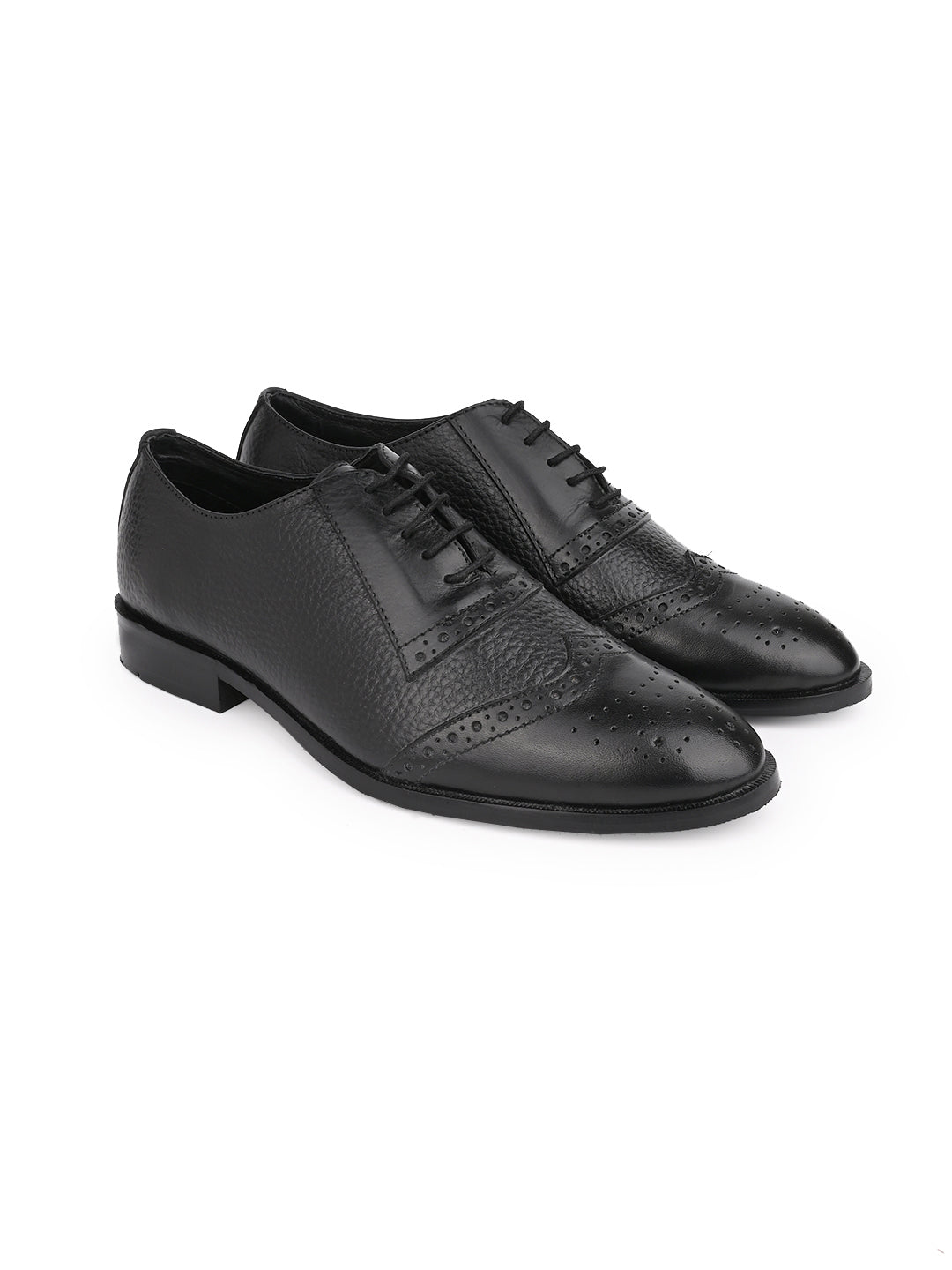 Men Black Textured Brogue Oxford Formal Shoes