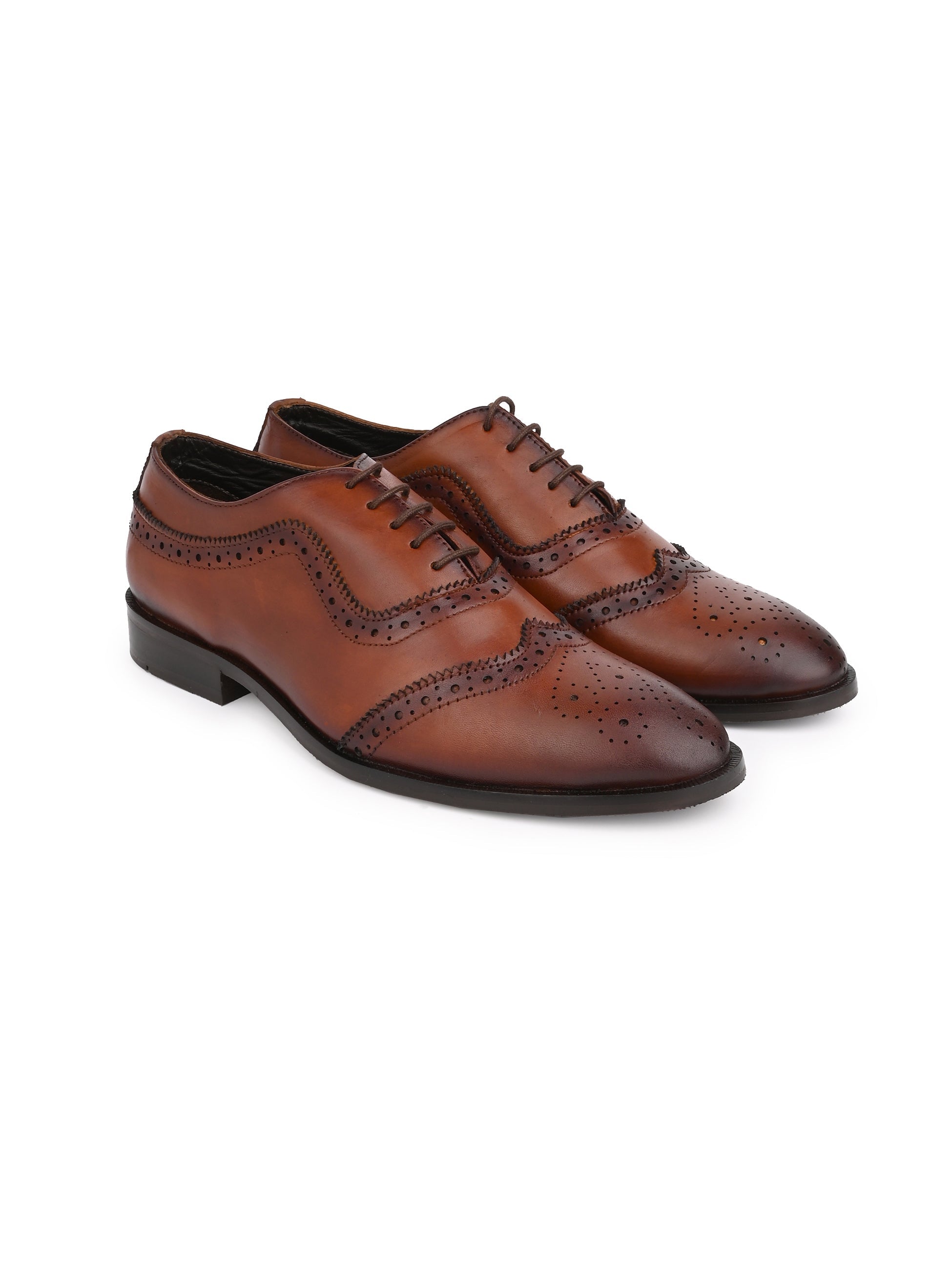 Men Brown Solid Brogue Oxford Formal Shoes