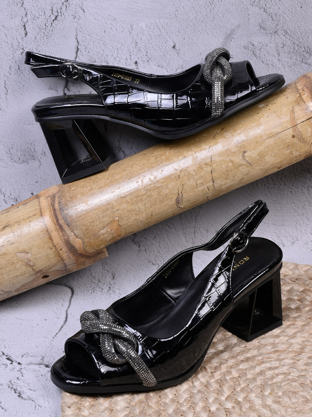 Women, Women Footwear, Black Sandals