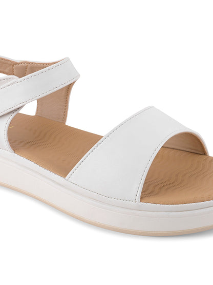 Women White Solid Sandals