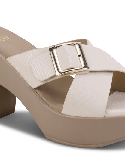 Women Off White Textured Sandals