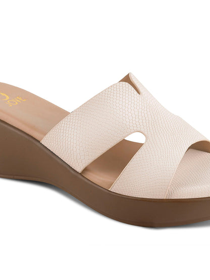 Women Cream Animal Print Wedges