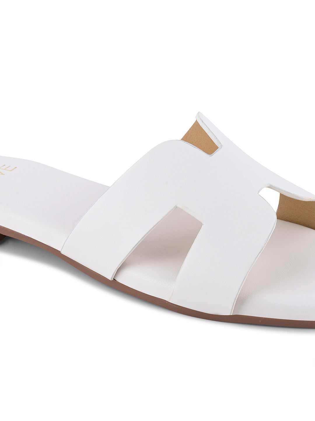 Women White Solid Open Toe Flats