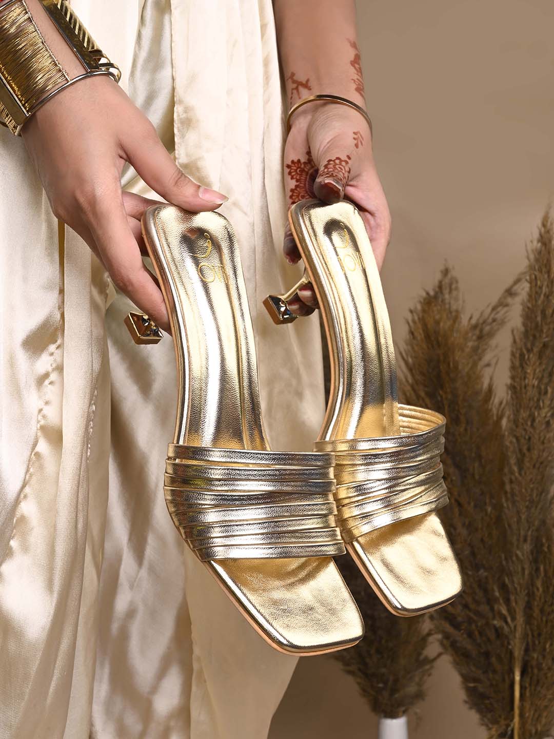 Women, Women Footwear, Gold Sandals