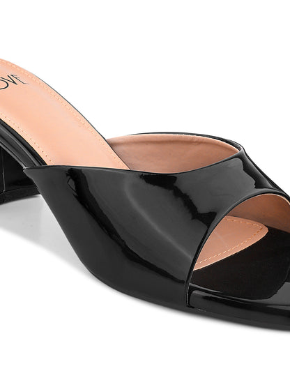 Women Black Solid Sandals