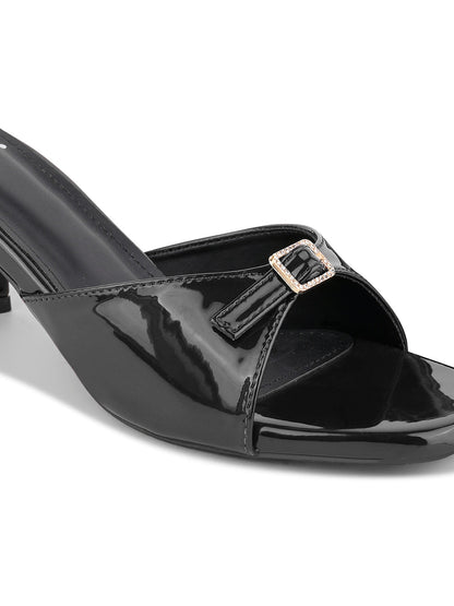 Women Black Solid Sandals