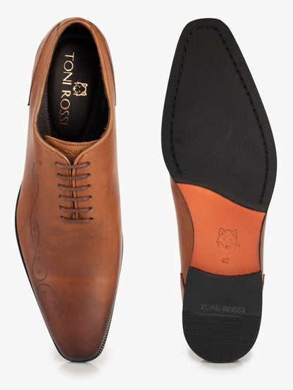 Men Tan Textured Oxford Shoes