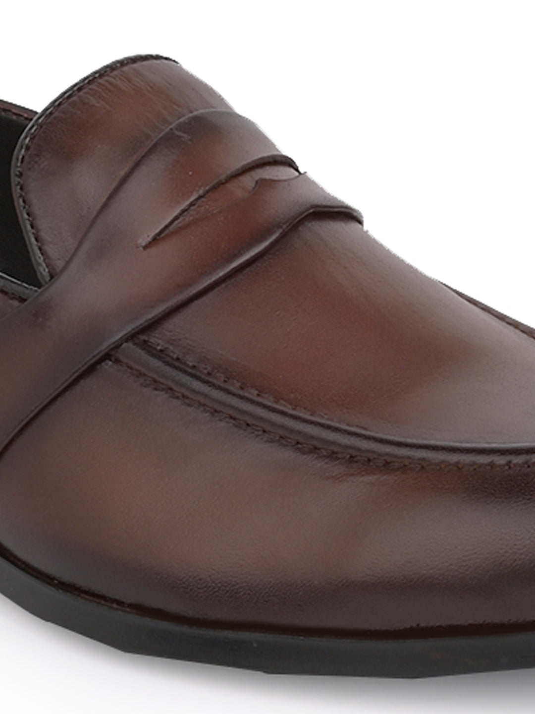 Men Brown Solid Loafers
